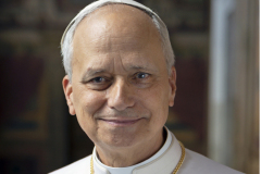 Foto-Ufficiale-Papa-Leone-XIV_Copyright-VATICAN-MEDIA